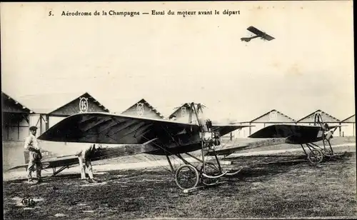 Ak Aerodrome de la Champagne, Essai du moteur avant le depart, Flugzeuge