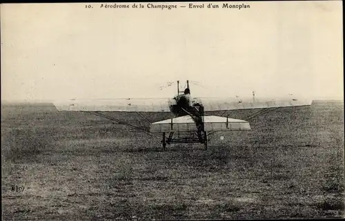 Ak Aviation, Aerodrome de la Champagne, Envol d'un Monoplan