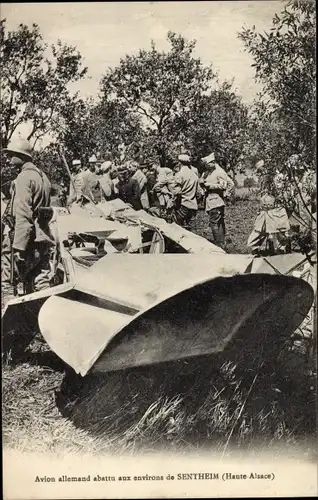 Ak Sentheim Elsass Haut Rhin, Avion allemand abattu aux environs de Sentheim