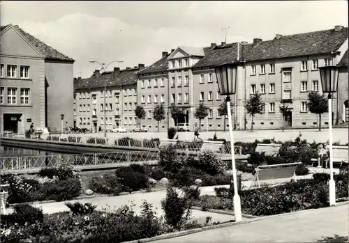 Ak Pasewalk in Mecklenburg Vorpommern, Ernst Thälmann Platz und Leninstraße