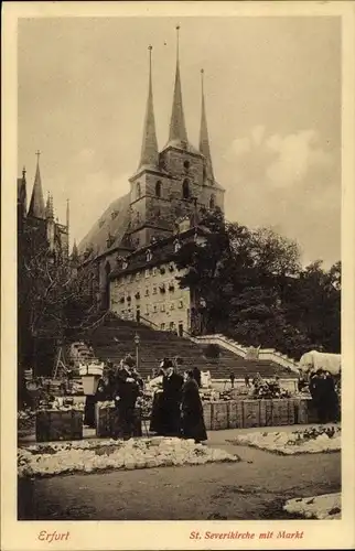 Ak Erfurt in Thüringen, St. Severikirche mit Markt, Treppen, Außenansicht