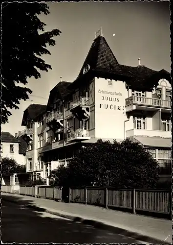 Ak Ostseebad Kühlungsborn, FDGB Erholungsheim Julius Fucik