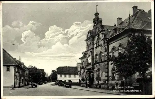 Ak Hermsdorf in Thüringen, Rathaus mit Bahnhofstraße