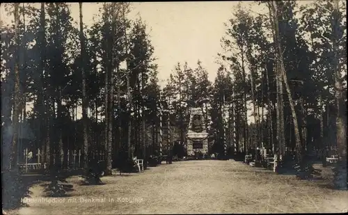 Ak Kobylnik Westpreußen, Heldenfriedhof, Denkmal