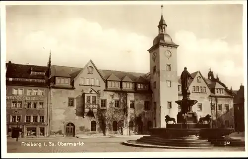 Ak Freiberg in Sachsen, Obermarkt, Brunnen, Apotheke, Turmuhr