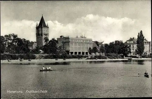 Ak Merseburg an der Saale, Gotthard Teich, Boote