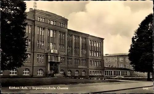 Ak Köthen in Anhalt, Ingenieurschule Chemie, Außenansicht