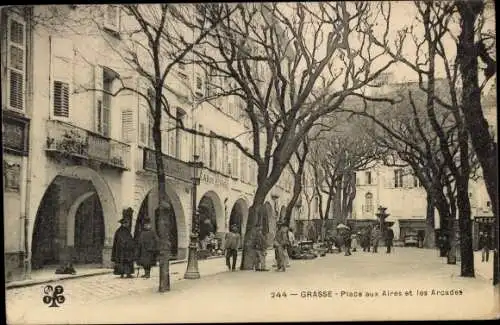 Ak Grasse Alpes Maritimes, Place aux Aires et les Arcades, Platz, Arkaden