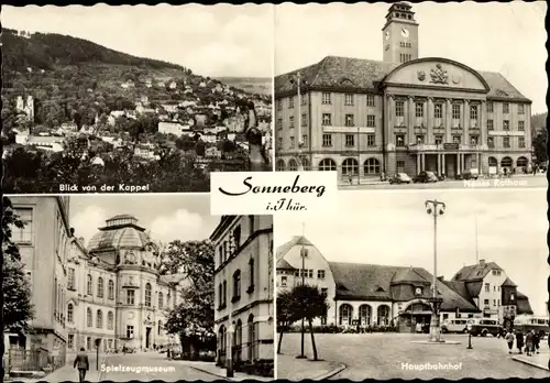 Ak Sonneberg in Thüringen, Blick von der Koppel, Neues Rathaus, Spielzeugmuseum, Hauptbahnhof