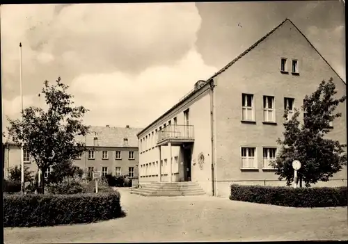 Ak Eggesin in Mecklenburg Vorpommern, Landambulatorium und Apotheke