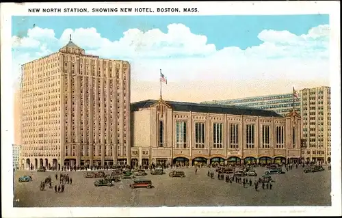 Ak Boston Massachusetts USA, New North Station, Showing New Hotel, Außenansicht, Platz