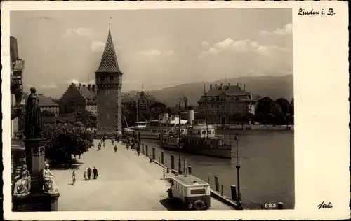 Ak Lindau am Bodensee Schwaben, Partie am Hafen, Autobus, Salondampfer