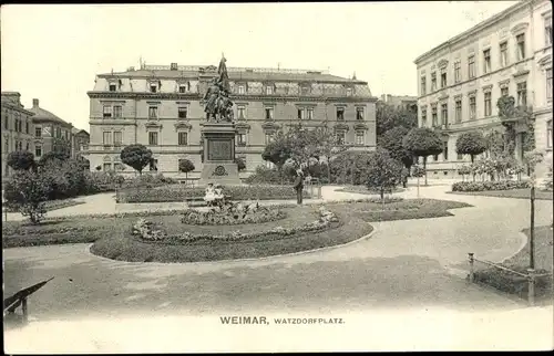 Ak Weimar in Thüringen, Watzdorfplatz, Denkmal