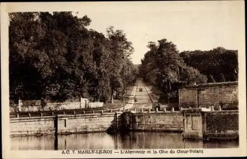 Ak Marly le Roi Yvelines, L'Abreuvoir et la Cote du Coeur Volant