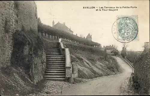 Ak Avallon Yonne, Les Terreaux de la Petite Porte et la Tour Gaujard