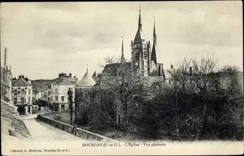 Ak Dourdan Essonne, L'Eglise, Vue generale