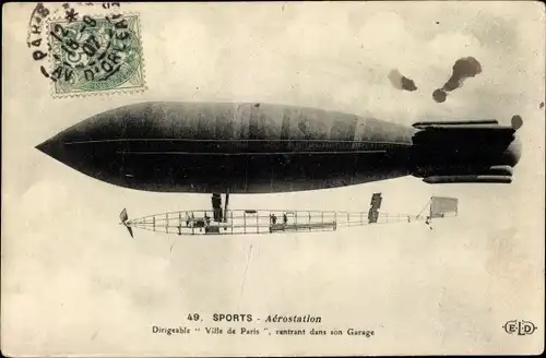 Ak Zeppelin, dirigeable Ville de Paris, planant au dessus de Paris