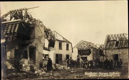Foto Ak Oppau Ludwigshafen am Rhein Rheinland Pfalz, Explosion, 21.09.1921, Dorfeingang