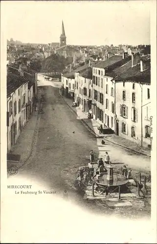 Ak Mirecourt Lothringen Vosges, Le Faubourg St Vincent, Brunnen, Straßenansicht, Kirche
