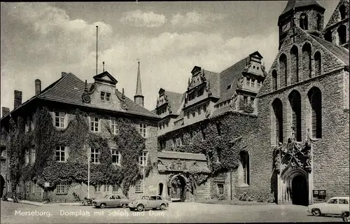 Ak Merseburg an der Saale, Domplatz mit Schloss und Dom