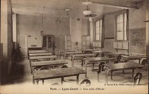 Ak Paris XVII., Lycee Carnot, Une salle d'Etude, interieur