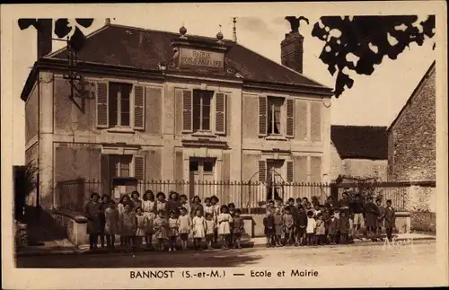 Ak Bannost Seine et Marne, Ecole, Mairie
