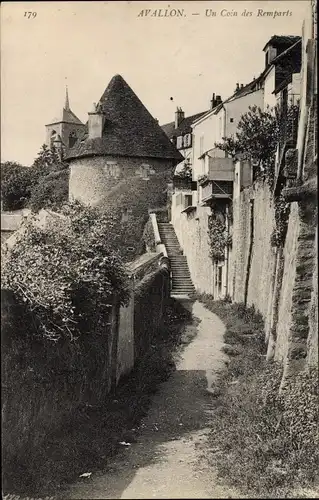 Ak Avallon Yonne, Un coin des Remparts