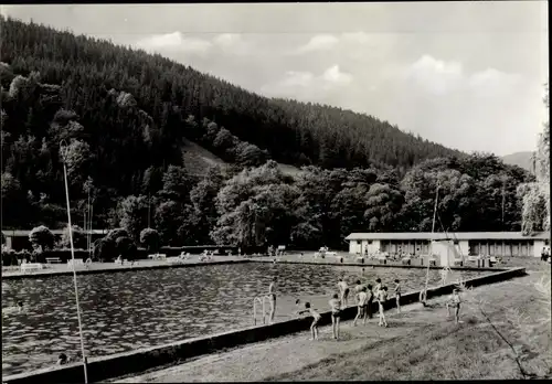 Ak Mellenbach Glasbach in Thüringen, Schwimmbad