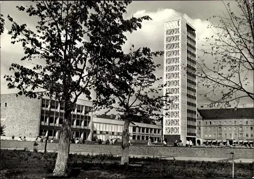 Ak Neubrandenburg in Mecklenburg, Haus der Kultur und Bildung