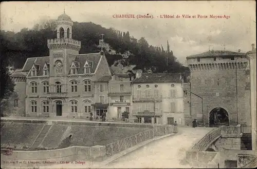 Ak Chabeuil Drome, L'Hotel de Ville et Porte Moyen Age