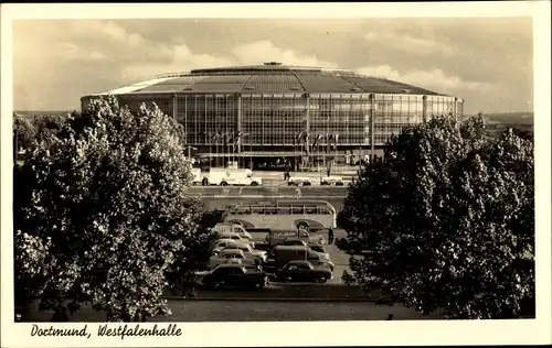 Ak Dortmund im Ruhrgebiet, Westfalenhalle, Autos