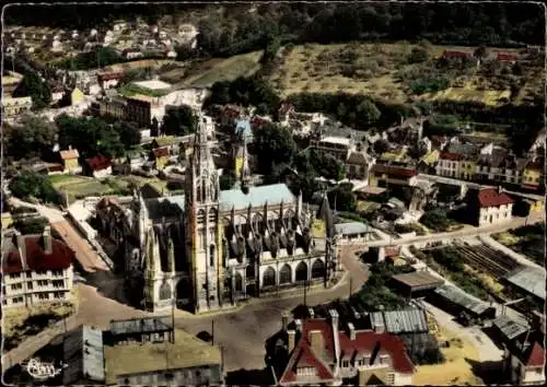 Ak Caudebec en Caux Seine Maritime, Vue aérienne, L'Eglise, Fliegeraufnahme