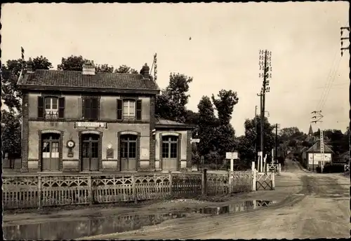 Ak Doudeville Seine Maritime, La Gare