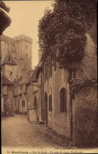 Ak Montluçon Allier, Rue St Roch, Un coin du vieux
