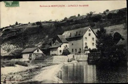 Ak Lavault Sainte Anne Allier, bord du rivière, bâtiments