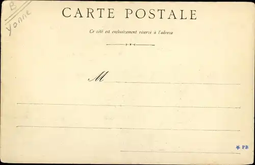 Ak Toucy Yonne, L´Église