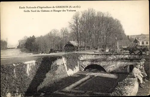 Ak Grignon Yvelines, Ecole Nationale d'Agriculture, Grille Nord du Chateau et Hangar des Voitures