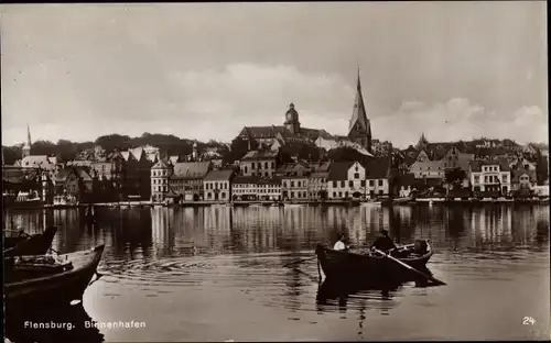 Ak Flensburg in Schleswig Holstein, Binnenhafen, Ruderboote
