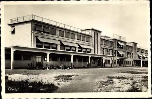 Ak Thaon les Vosges, Groupe Scolaire de Bouxiere