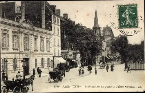 Ak Paris XVII., Boulevard des Batignolles et l'Ecole Normale, Kutschen