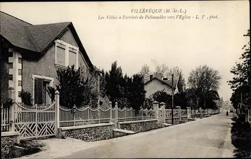 Ak Villeveque Maine et Loire, Villas à l´Arrivée de Pellouailles vers l´Église