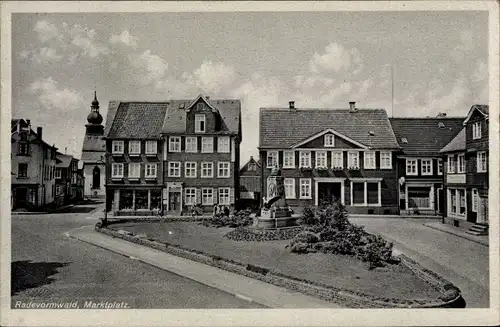 Ak Radevormwald Bergisches Land, Marktplatz, Denkmal