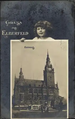 Passepartout Ak Elberfeld Wuppertal in Nordrhein Westfalen, Rathaus, Kind