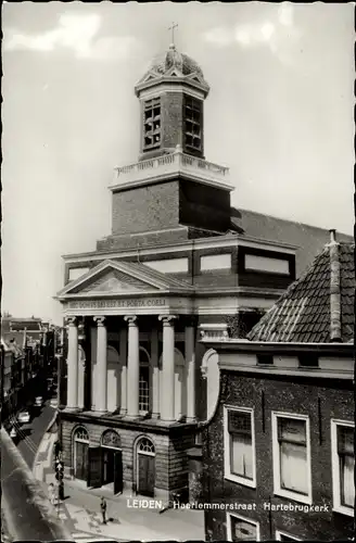 Ak Leiden Südholland Niederlande, Haarleemerstraat, Hartebrugkerk