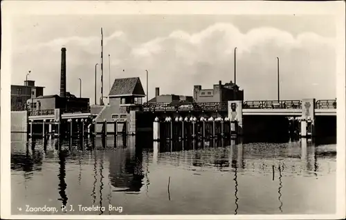 Ak Zaandam Zaanstad Nordholland, P.J. Troelstra Brug