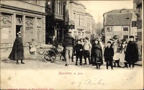 Ak Zaandam Zaanstad Nordholland, De Dam, Kinder, Straßenpartie