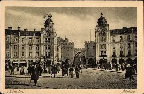 Ak München, Karlstor, Passanten
