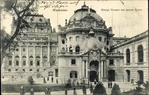 Ak Wiesbaden in Hessen, Königliches Theater mit neuem Foyer