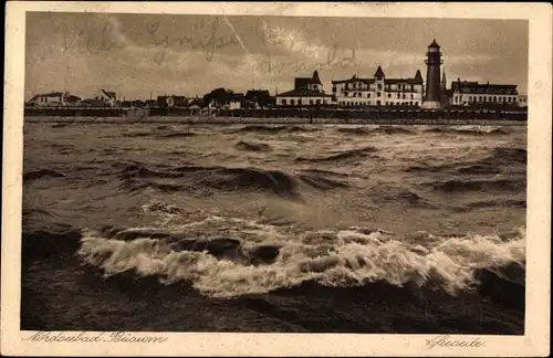 Ak Nordseebad Büsum, Ort vom Meer aus gesehen, Leuchtturm