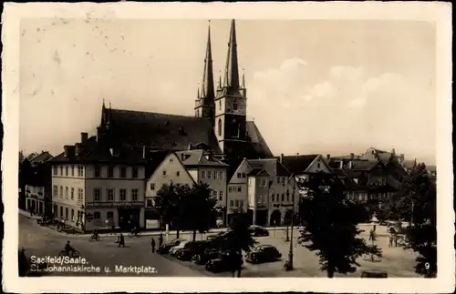 Ak Saalfeld an der Saale Thüringen, St. Johanniskirche und Marktplatz